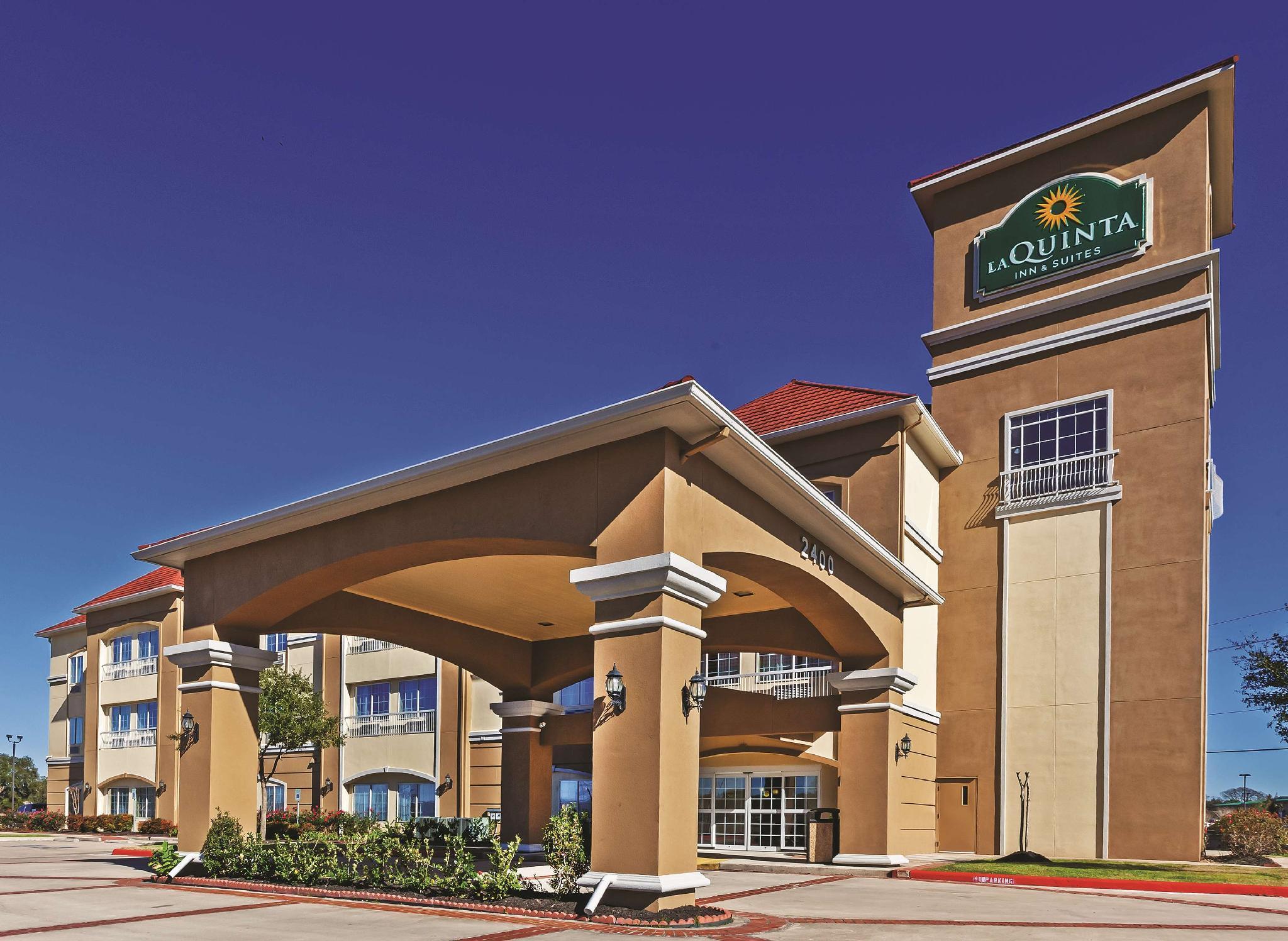 La Quinta By Wyndham Angleton Hotel Ngoại thất bức ảnh