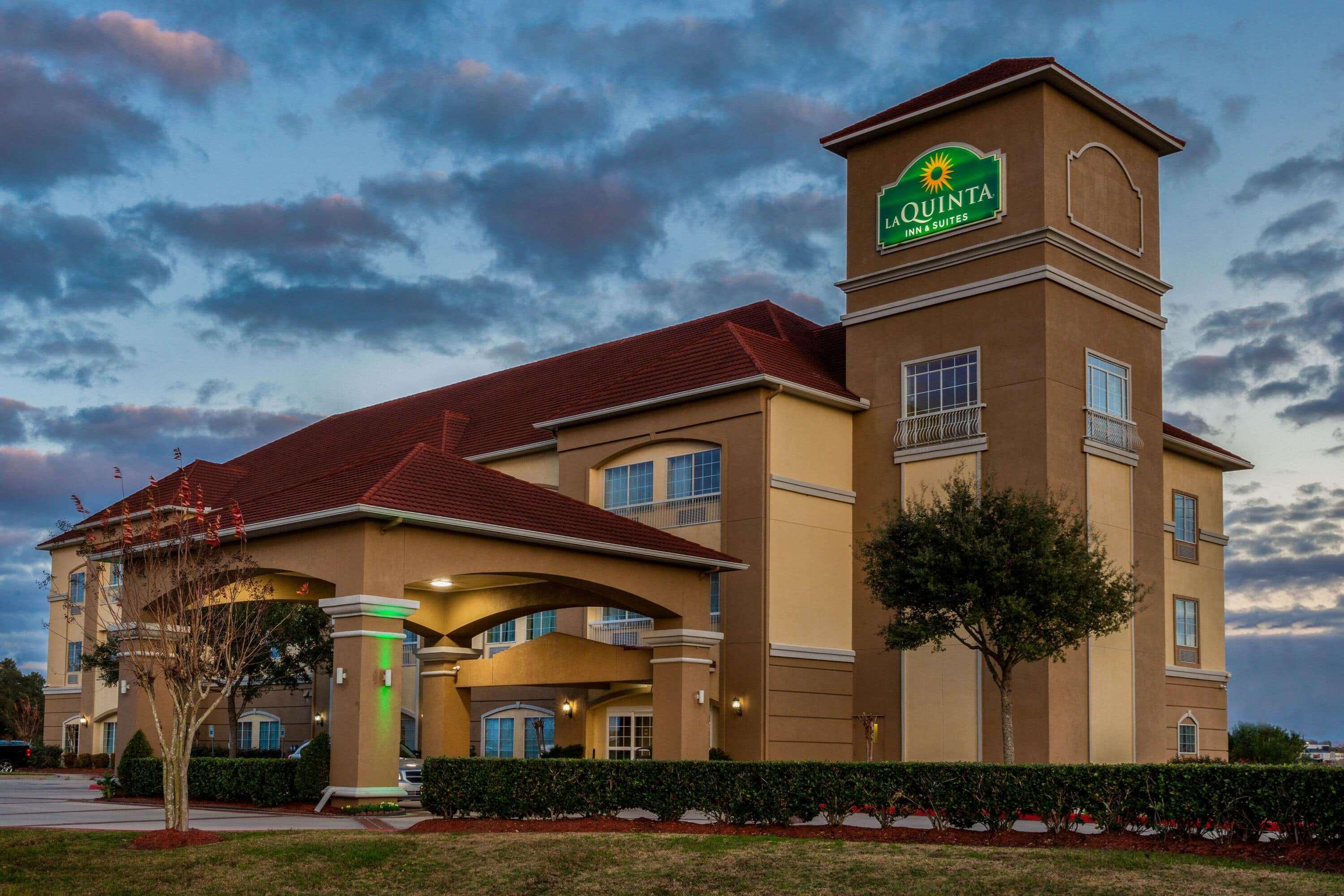 La Quinta By Wyndham Angleton Hotel Ngoại thất bức ảnh