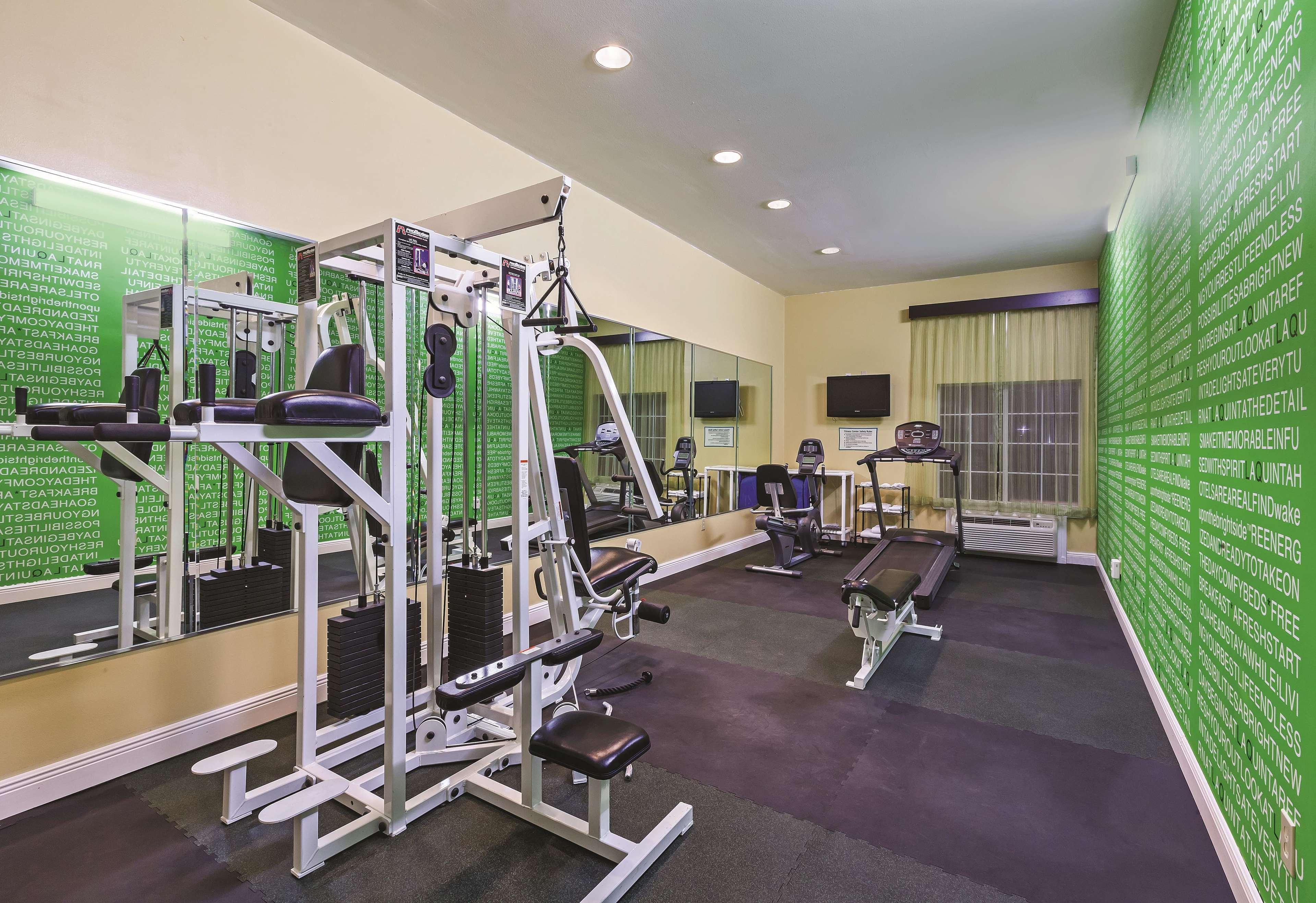 La Quinta By Wyndham Angleton Hotel Ngoại thất bức ảnh