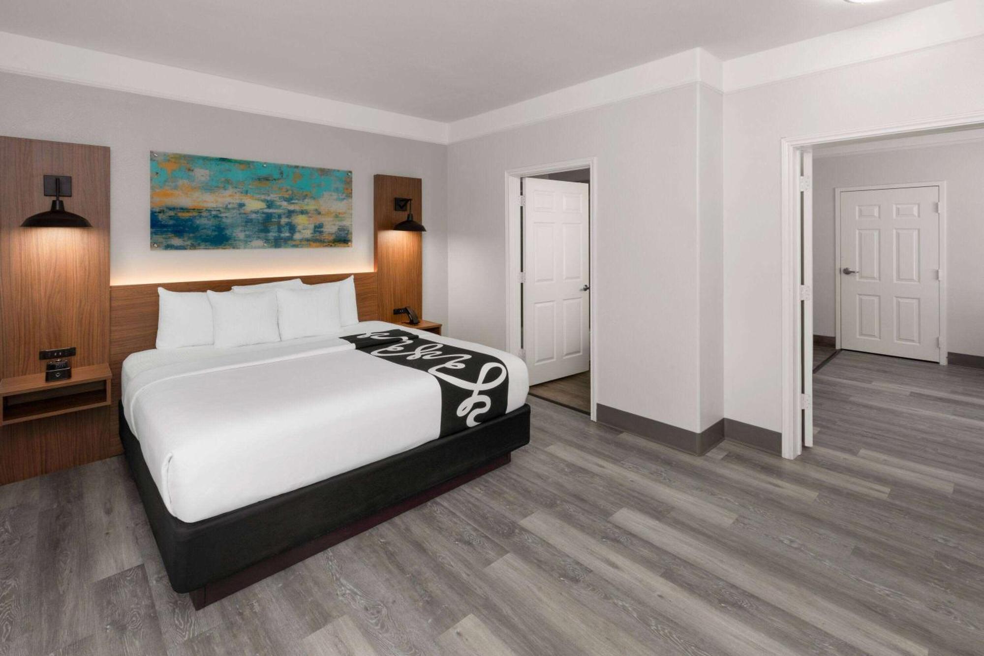 La Quinta By Wyndham Angleton Hotel Ngoại thất bức ảnh