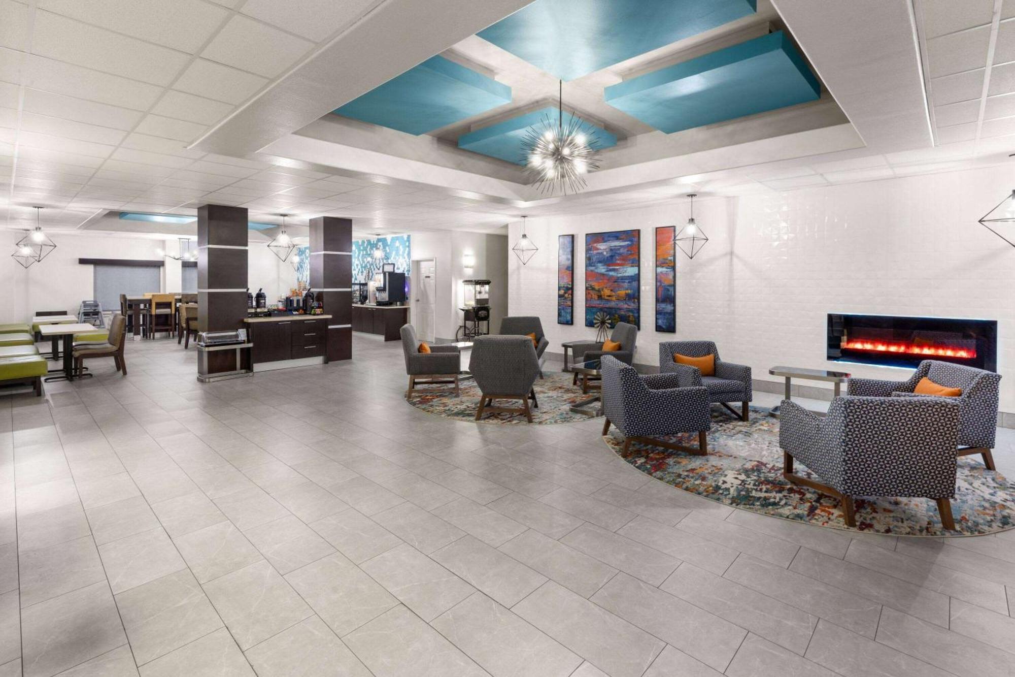 La Quinta By Wyndham Angleton Hotel Ngoại thất bức ảnh